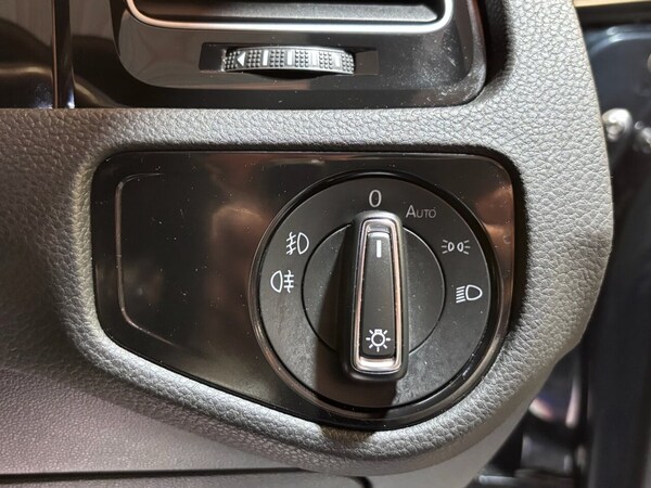 Used Volkswagen Golf 2018 for sale - 76256741: Photo 23