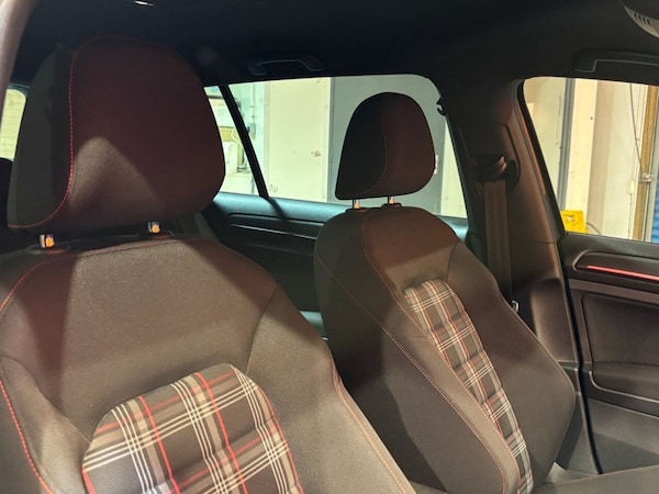 Used Volkswagen Golf 2018 for sale - 76256741: Photo 24