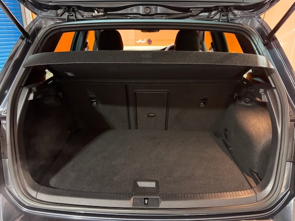 Used Volkswagen Golf 2018 for sale - 76256741: Photo 32