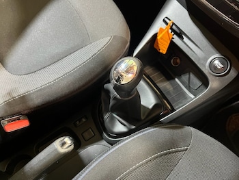 Used Renault Captur 2015 for sale - 79592114: Photo