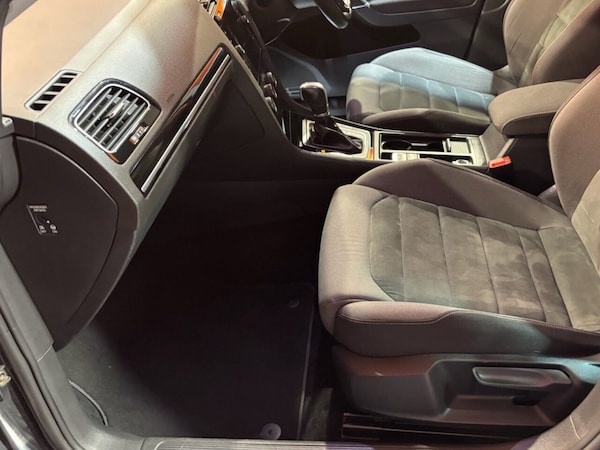 Used Volkswagen Golf 2018 for sale - 76178377: Photo 18