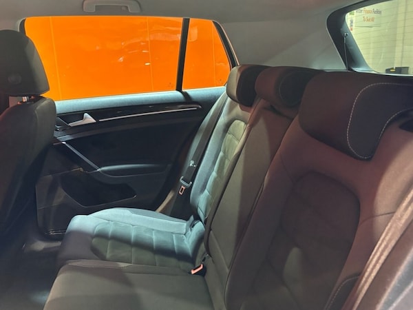 Used Volkswagen Golf 2018 for sale - 76178377: Photo 23