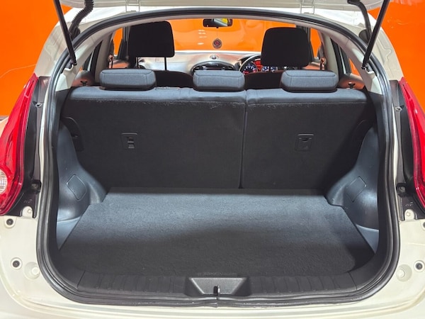 Used Nissan Juke 2014 for sale - 76111912: Photo 17