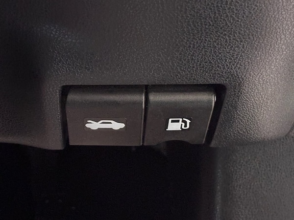 Used Nissan Juke 2014 for sale - 76111912: Photo 24