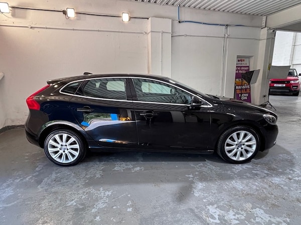 Used Volvo V40 2016 for sale - 74373664: Photo 12