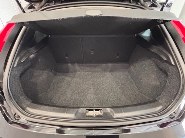 Used Volvo V40 2016 for sale - 74373664: Photo 18