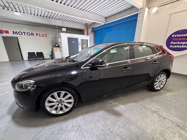 Used Volvo V40 2016 for sale - 74373664: Photo 6