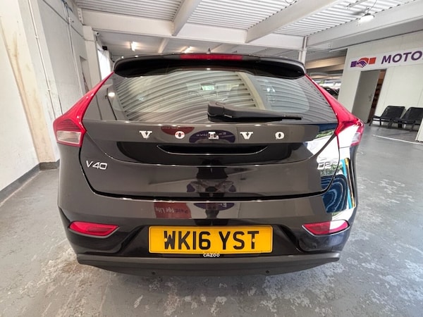 Used Volvo V40 2016 for sale - 74373664: Photo 9