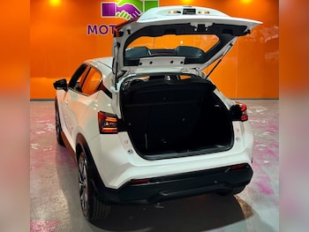 Used Nissan Juke 2023 for sale - 78017920: Photo