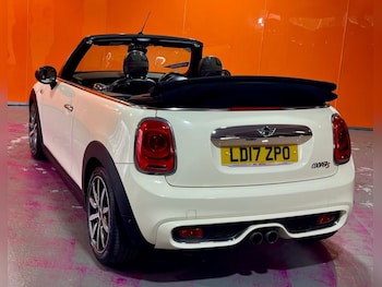 Used MINI Convertible 2017 for sale - 77621442: Photo