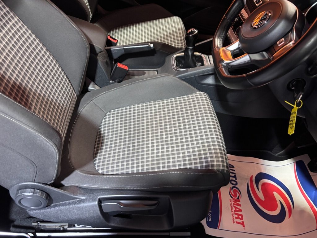 Used Volkswagen Scirocco 2016 for sale - 76210801: Photo 14