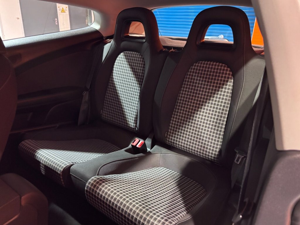 Used Volkswagen Scirocco 2016 for sale - 76210801: Photo 19