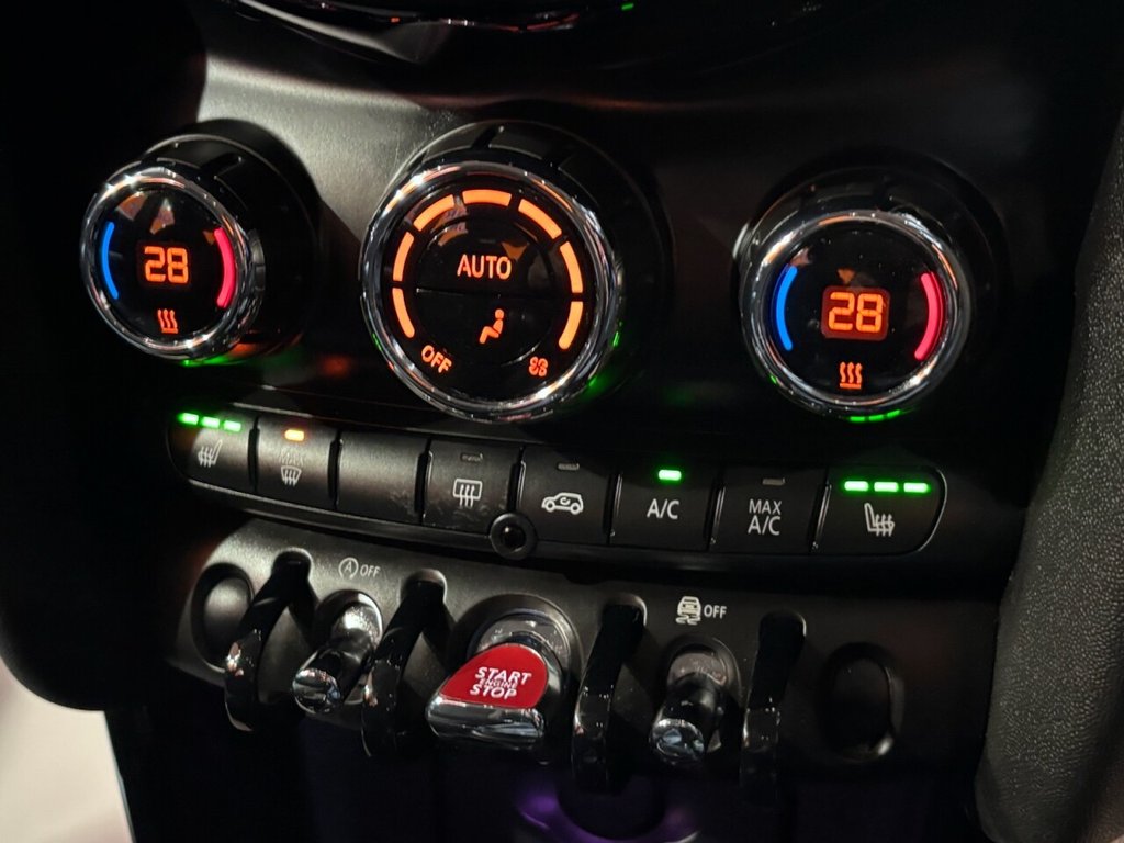 Used MINI Hatch 2021 for sale - 76900841: Photo 33