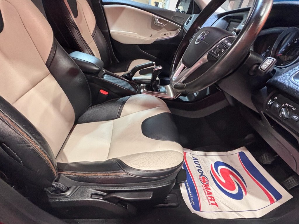 Used Volvo V40 Cross Country 2015 for sale - 75253396: Photo 12