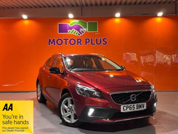 Used Volvo V40 Cross Country 2015 for sale - 75253396: Photo 1