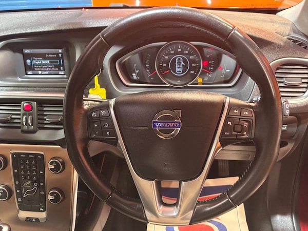 Used Volvo V40 Cross Country 2015 for sale - 75253396: Photo 21