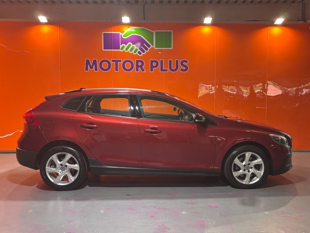 Used Volvo V40 Cross Country 2015 for sale - 75253396: Photo 4