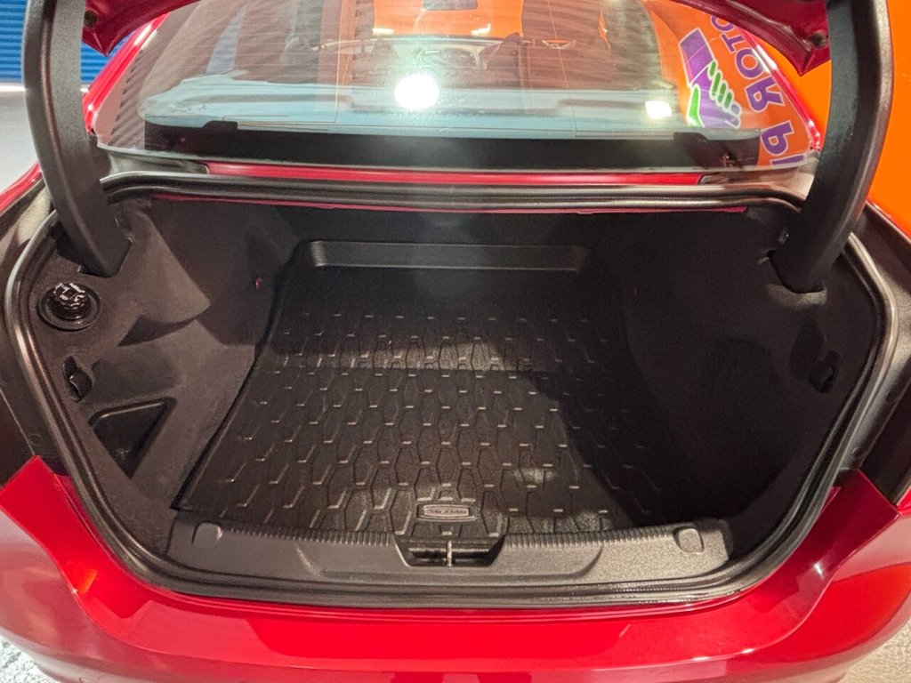 Used Jaguar XE 2018 for sale - 75911269: Photo 19