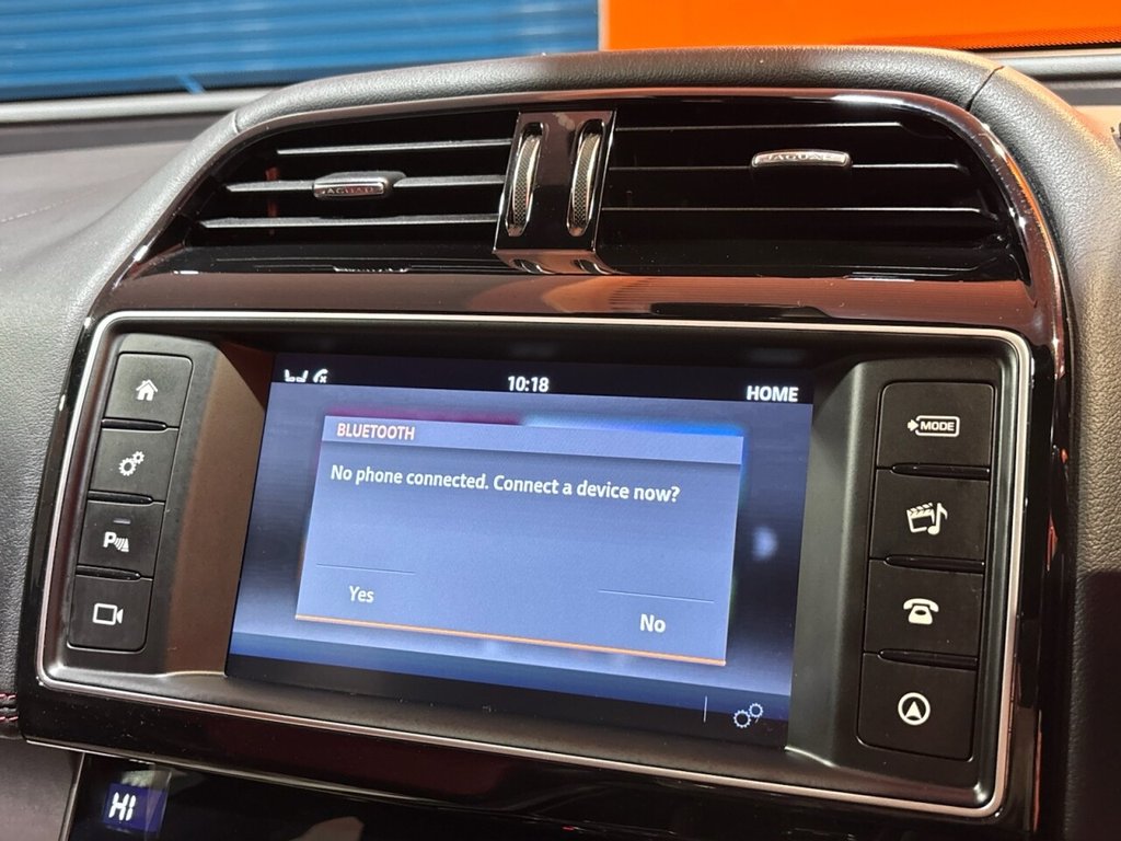 Used Jaguar XE 2018 for sale - 75911269: Photo 29