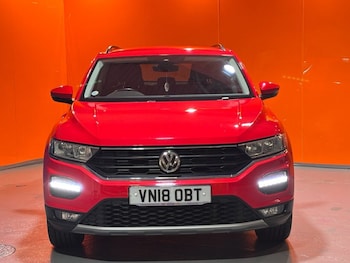 Used Volkswagen T-Roc 2018 for sale - 75758546: Photo