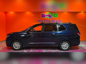 Used Ssangyong Turismo 2018 for sale - 78619014: Photo