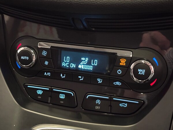 Used Ford Kuga 2016 for sale - 75515449: Photo 32