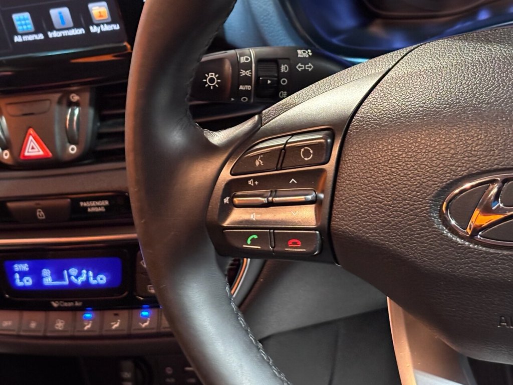 Used Hyundai i30 2017 for sale - 75383659: Photo 24