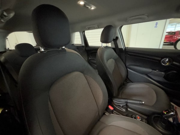 Used MINI Hatch 2019 for sale - 76210266: Photo 17