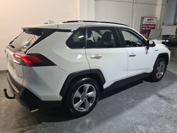 Used Toyota RAV4 2019 for sale - 73727471: Photo 18