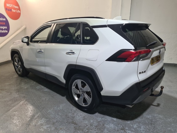 Used Toyota RAV4 2019 for sale - 73727471: Photo 20