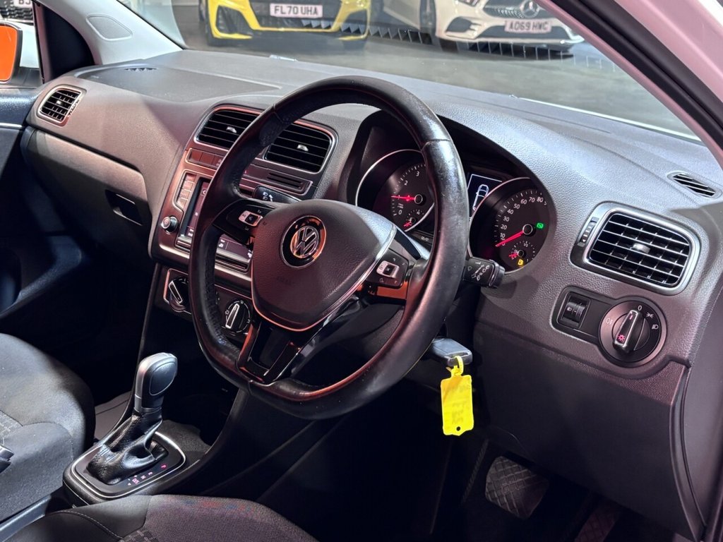 Used Volkswagen Polo 2014 for sale - 77038130: Photo 25