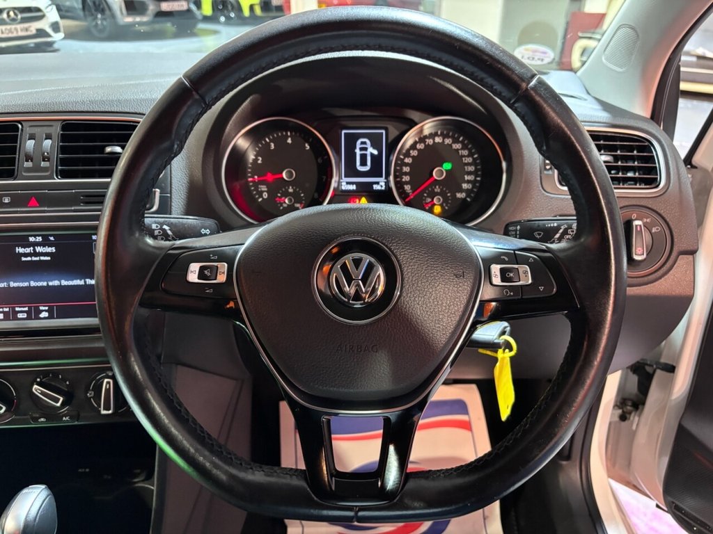 Used Volkswagen Polo 2014 for sale - 77038130: Photo 29