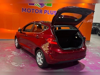 Used Ford Fiesta 2018 for sale - 79009179: Photo