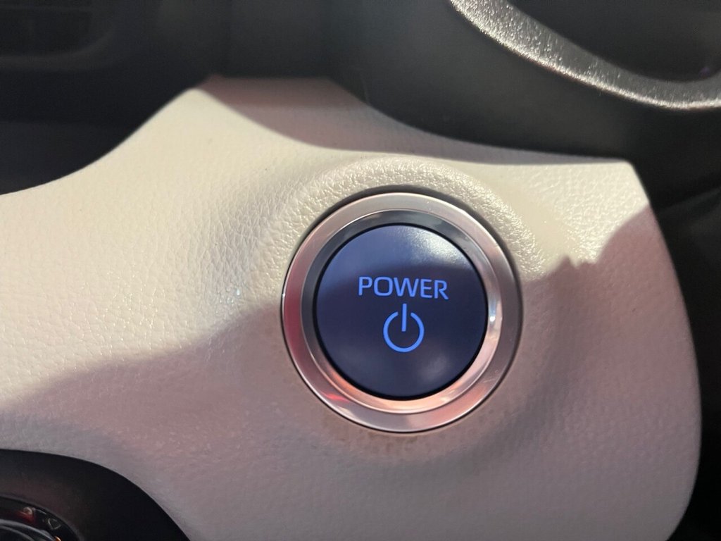 Used Toyota Yaris 2022 for sale - 77572141: Photo 39