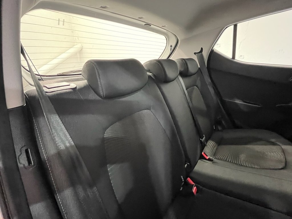 Used Hyundai i10 2018 for sale - 76670629: Photo 17