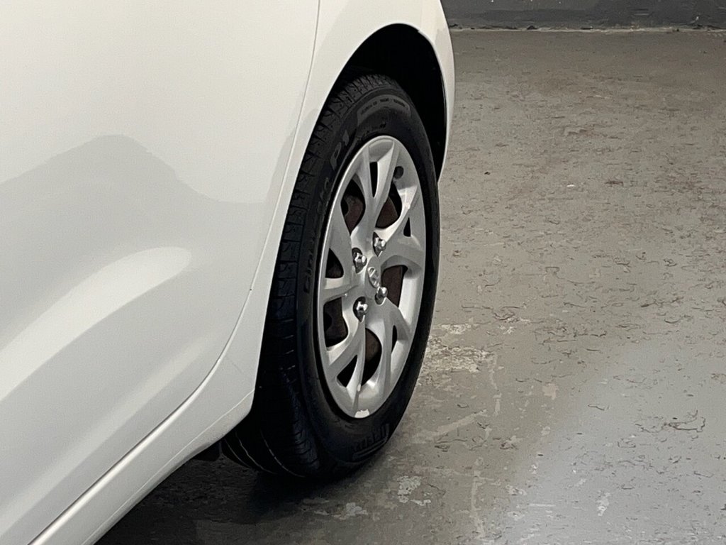 Used Hyundai i10 2018 for sale - 76670629: Photo 8