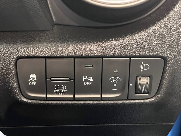 Used Hyundai KONA 2022 for sale - 73748091: Photo 42