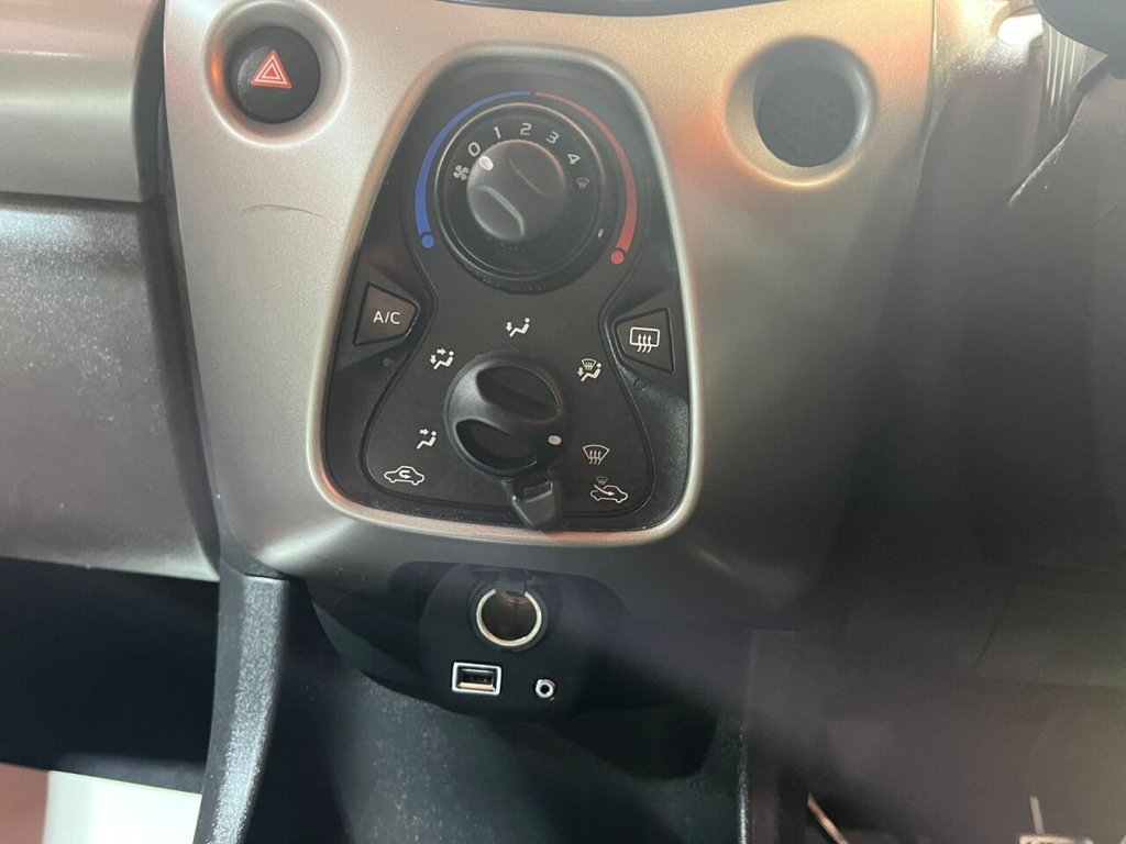 Used Toyota AYGO 2018 for sale - 77621003: Photo 26