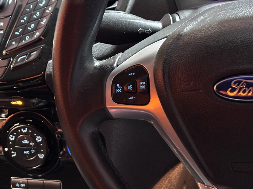 Used Ford Fiesta 2013 for sale - 76642848: Photo 24