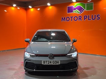 Used Volkswagen Golf 2024 for sale - 78401400: Photo