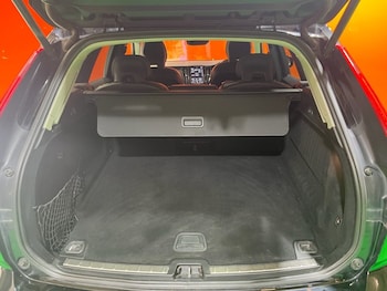 Used Volvo XC60 2019 for sale - 79178236: Photo