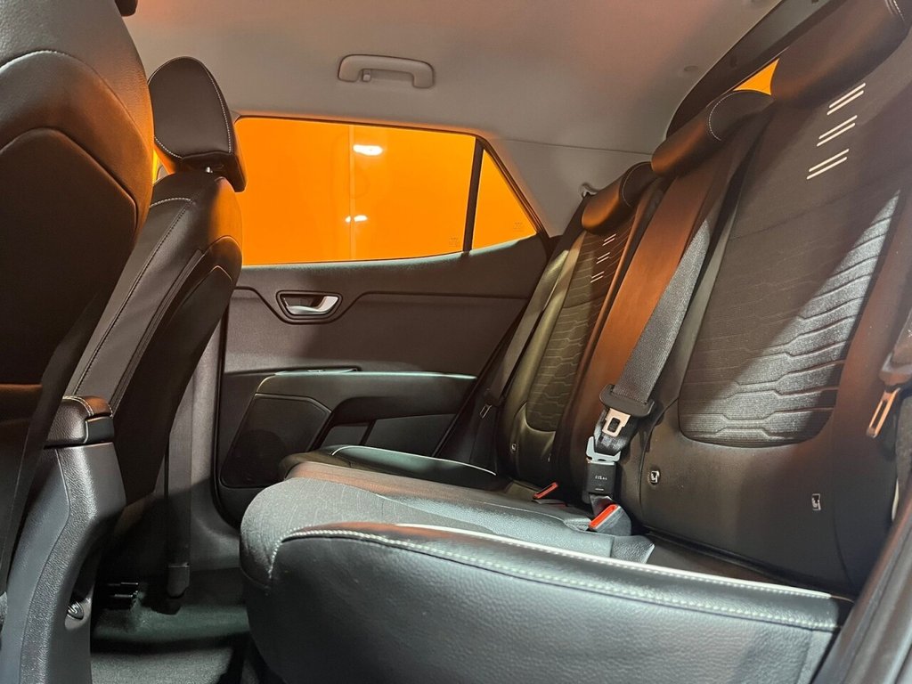 Used Kia Stonic 2023 for sale - 77594719: Photo 29