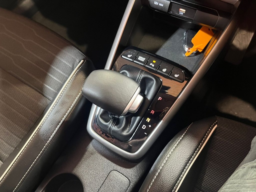 Used Kia Stonic 2023 for sale - 77594719: Photo 38