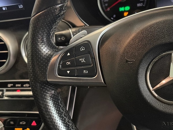 Used Mercedes-Benz C-Class 2018 for sale - 74942552: Photo 30