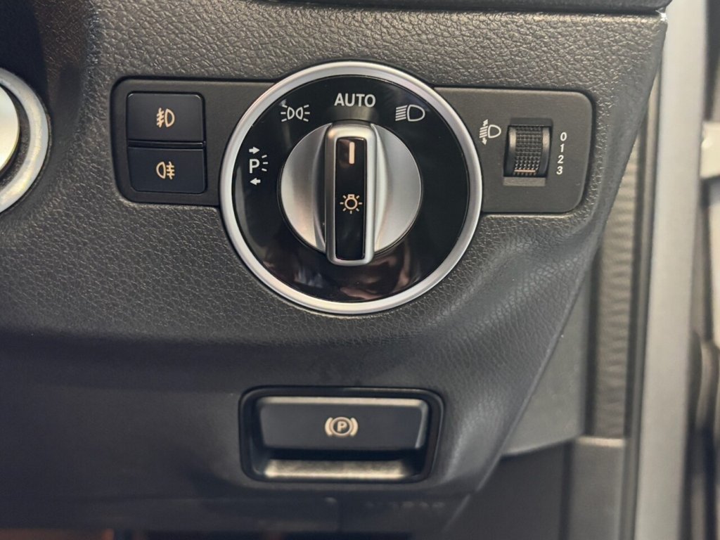 Used Mercedes-Benz GLA 2017 for sale - 77952663: Photo 45