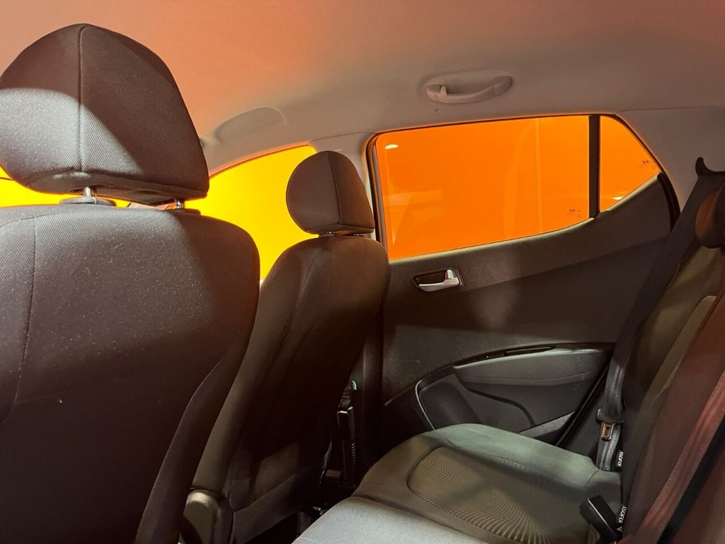 Used Hyundai i10 2018 for sale - 77452051: Photo 8