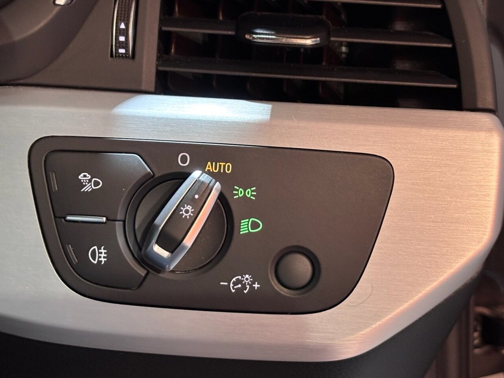 Used Audi A4 2018 for sale - 76631642: Photo 45