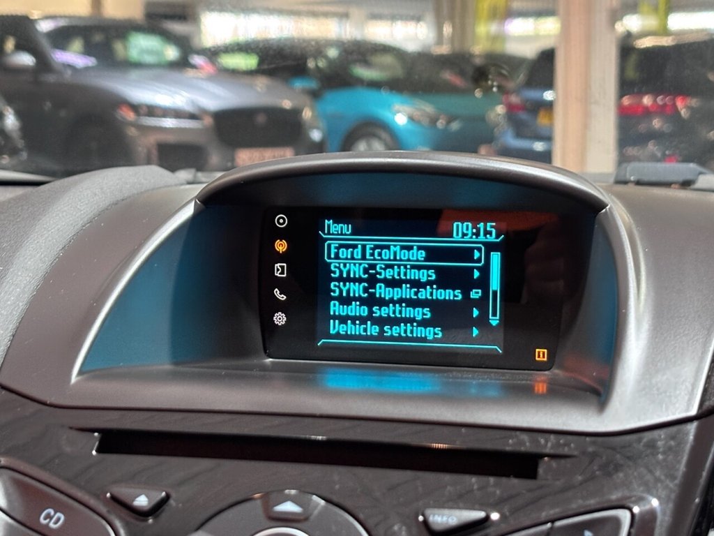 Used Ford Fiesta 2015 for sale - 76535774: Photo 32