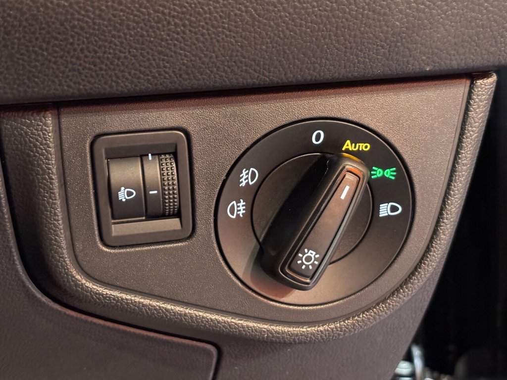 Used Volkswagen Taigo 2025 for sale - 76481898: Photo 32