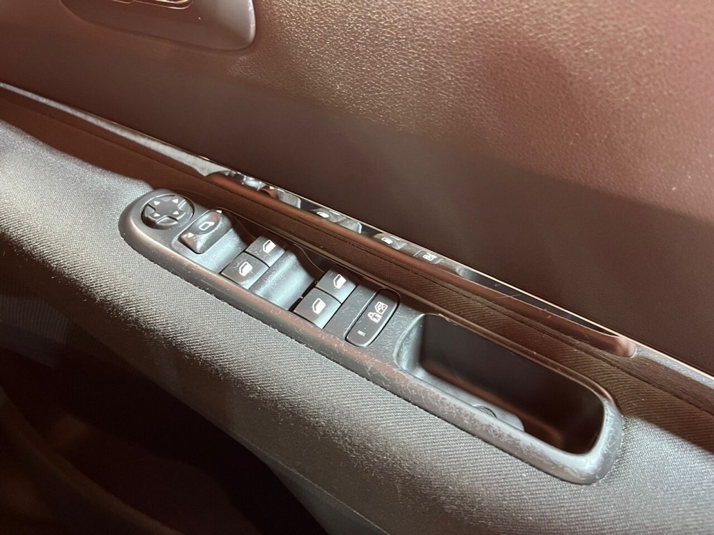 Used Peugeot 3008 2012 for sale - 77594722: Photo 32